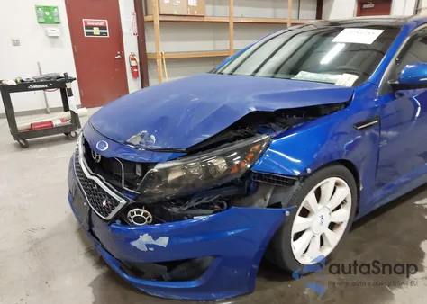 2013 Kia Optima Sx z USA, uszkodzony, nr VIN 5XXGR4A62DG171237